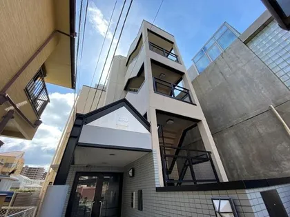 モトヤマヒルズ【1階】の外観