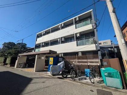 レジーナ西宮北口【2階】の外観