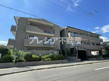 シャン ド フルールの画像