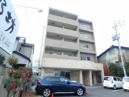 ジュネス太郎坊の画像