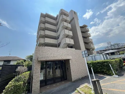 カデット真趣園 宝塚【4階】の外観