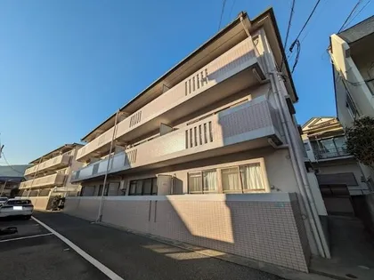 ベル・セゾン【3階】の外観