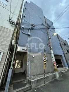 ニューフジマンション【2階】の外観