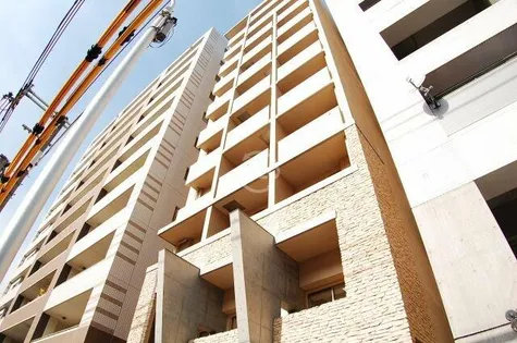 レジュールアッシュ心斎橋リュクス【7階】の外観