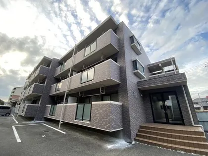 アトレーユ日吉台【2階】の外観