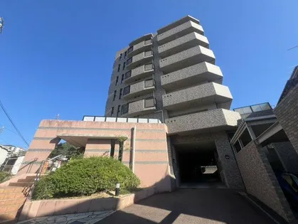 リベール須磨妙法寺【4階】の外観