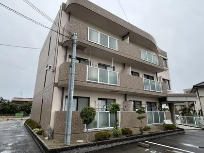 リブェール神田3【3階】の外観