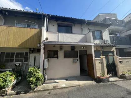 兵庫県西宮市上田中町【タウンハウス】の外観