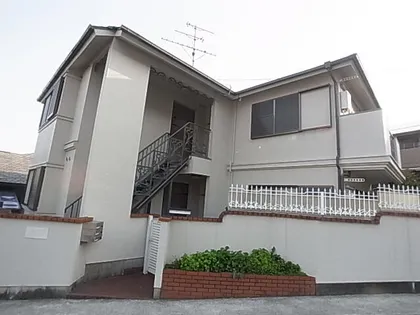 ヒルクレスト岡本【2階】の外観