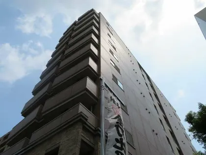 パークサイト泉【5階】の外観