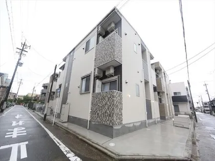 ハーモニーテラス靖国町IV【1階】の外観