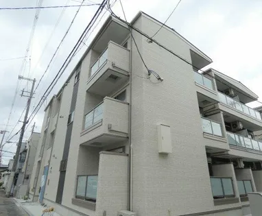 F ASECIA HEULANの画像