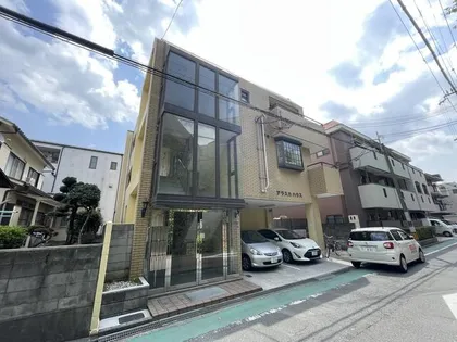 アラスカハウス【303号室】の外観