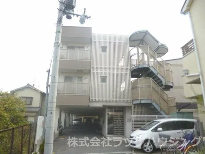 ウィズグリーン【2階】の外観