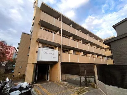 メゾン・ド・アヴニール【3階】の外観