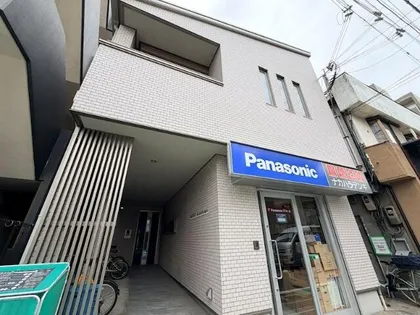 ネスト甲子園【1階】の外観