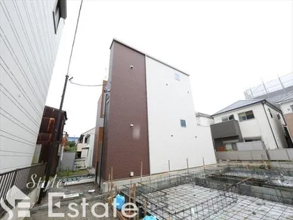 i-FLAG【1階】の外観