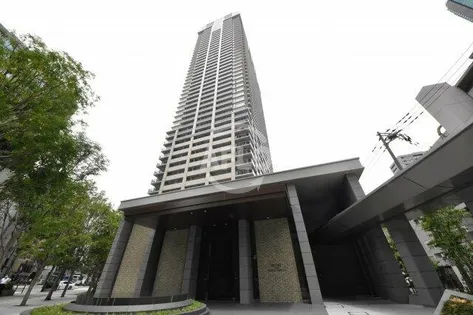 ブランズタワー梅田North【35階】の外観