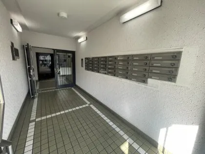 サンロイヤル鳴尾【2階】の玄関