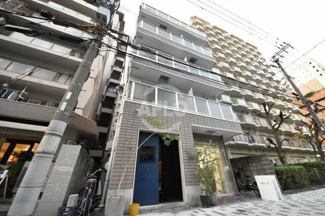 ラ・フォルム与力レジデンス【3階】の外観