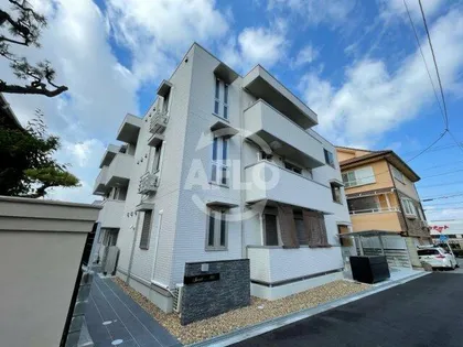 スペチアーレ墨江の画像