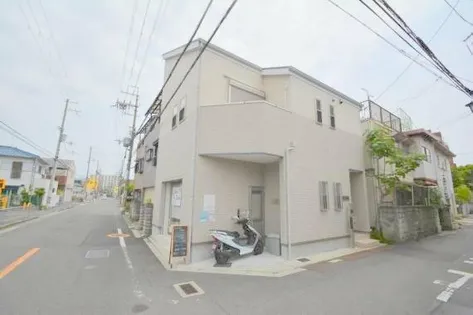 ワン・プレイス近大前【2階】の外観