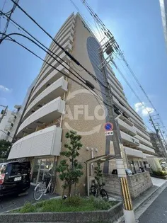 SERENiTE江坂四番館【3階】の外観