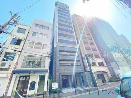セイワパレス京町堀【9階】の外観