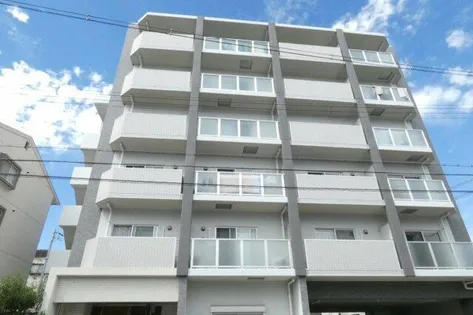 アドニス アビコの画像