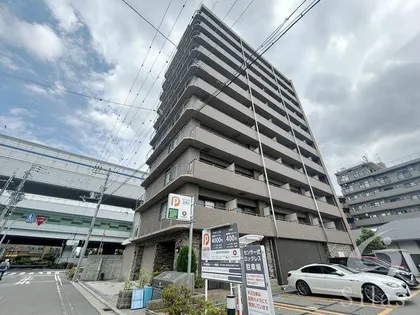 兵庫県西宮市甲子園七番町【マンション】の外観