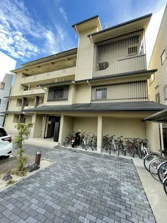 ハンズレジデンス二条【1階】の外観