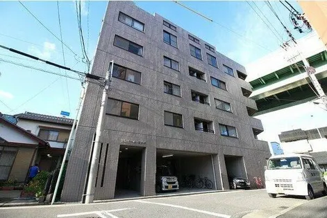 クレセール花の木【3階】の外観