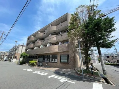 フォルティナドムス【2階】の外観