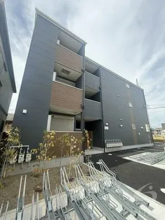 大阪府泉大津市東港町【アパート】の外観