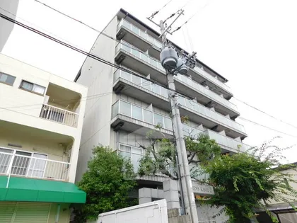 ドロメンスカセ三番館の画像