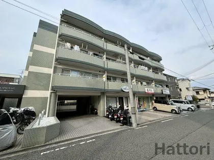 グランドール中桜塚の画像