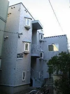 アルファ・ヴィラ【2階】の外観