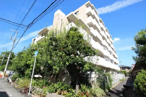 クレセントコートの画像