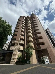 プレサンス名古屋城前【3階】の外観