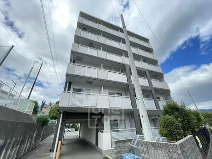 マンションクォーレ【1階】の外観