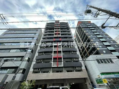 SERENiTE本町エコート【3階】の外観