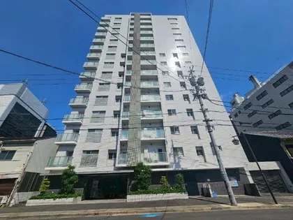 カスタリア伏見【1102号室】の外観