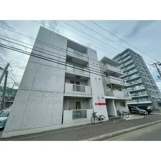 メニーズコートS25の画像