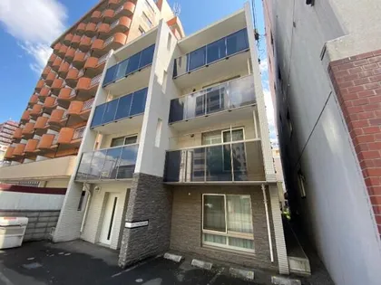 フェリスファミリアクアトロ【2階】の外観