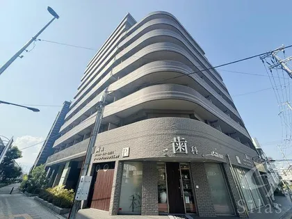 兵庫県西宮市甲子園高潮町【マンション】の外観