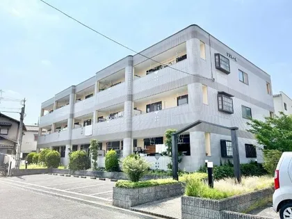 プリネール【3階】の外観