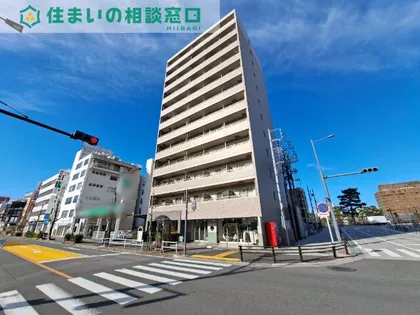 愛知県岡崎市明大寺町字川端【マンション】の外観