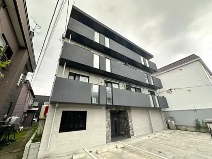 somnium八軒【2階】の外観