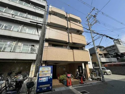 センチュリーロイヤル小阪の画像