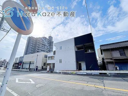 Iris【2階】の外観